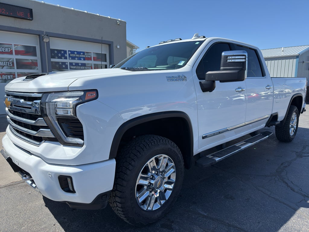 2024 Chevrolet Silverado High Country