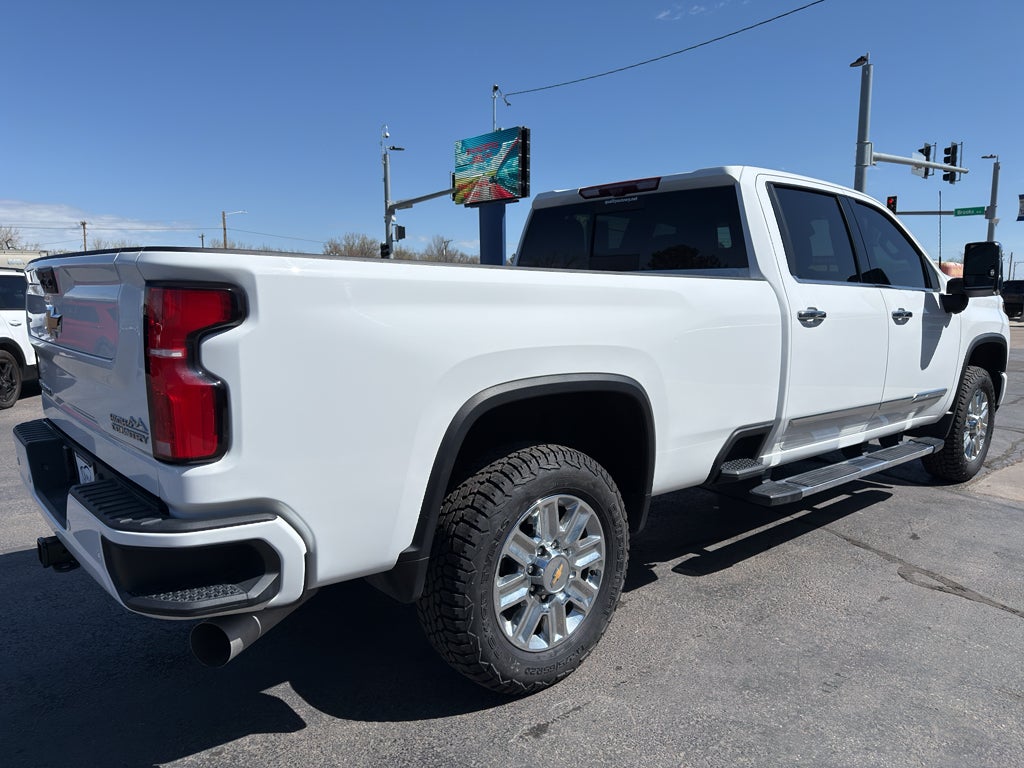 2024 Chevrolet Silverado High Country