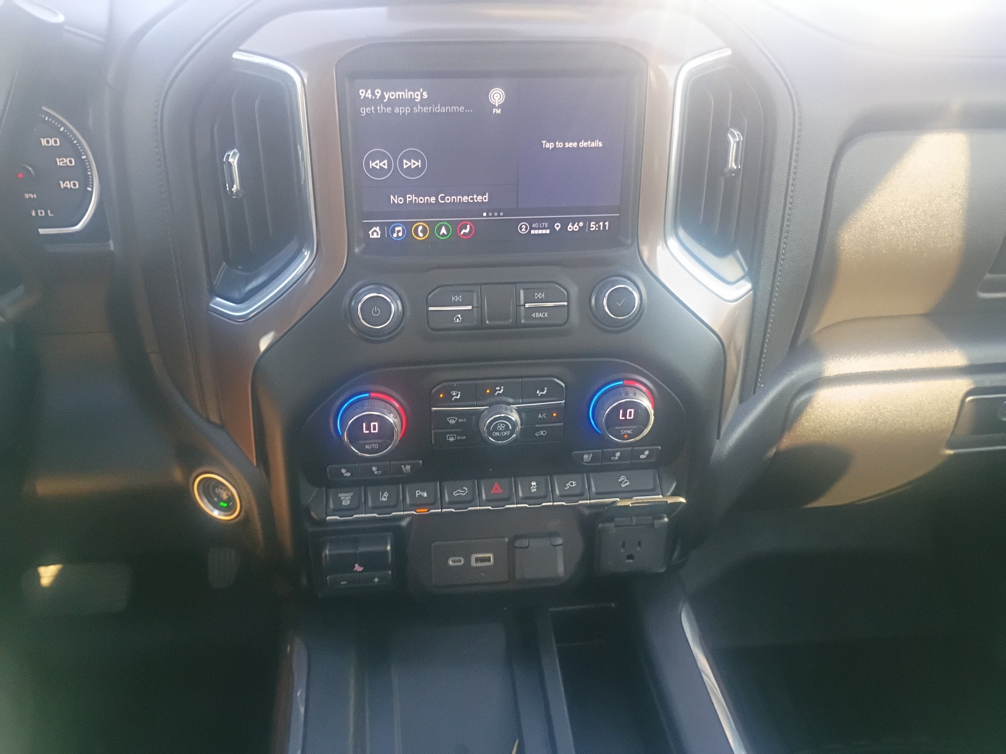 2022 Chevrolet Silverado High Country