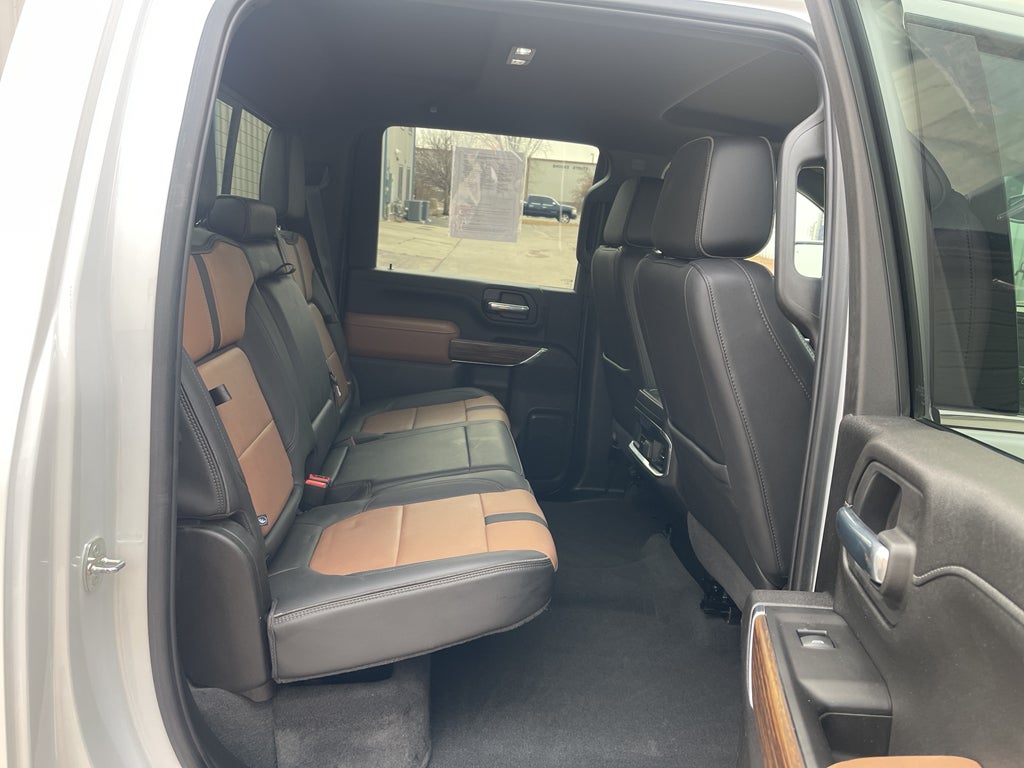 2022 Chevrolet Silverado High Country