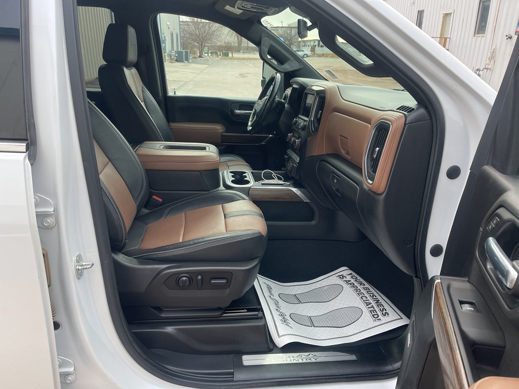 2022 Chevrolet Silverado High Country