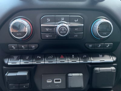 2022 Chevrolet Silverado High Country