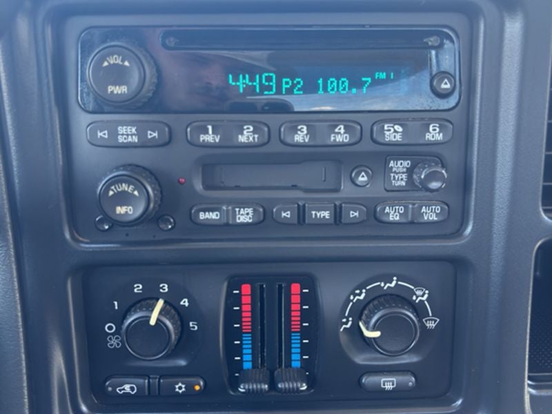 2005 Chevrolet Silverado DRW LS