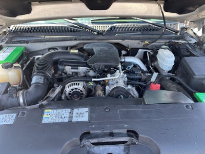 2005 Chevrolet Silverado DRW LS