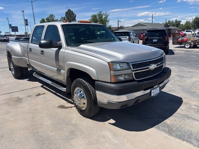 2005 Chevrolet Silverado DRW LS