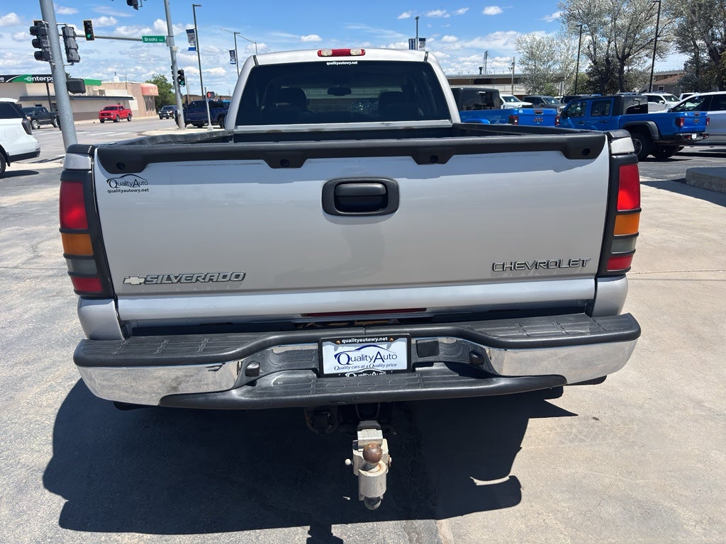 2005 Chevrolet Silverado DRW LS