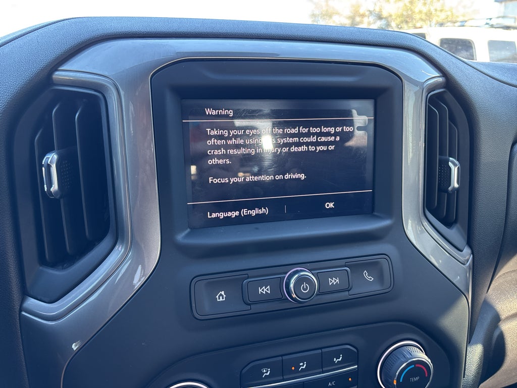2024 Chevrolet Silverado Custom