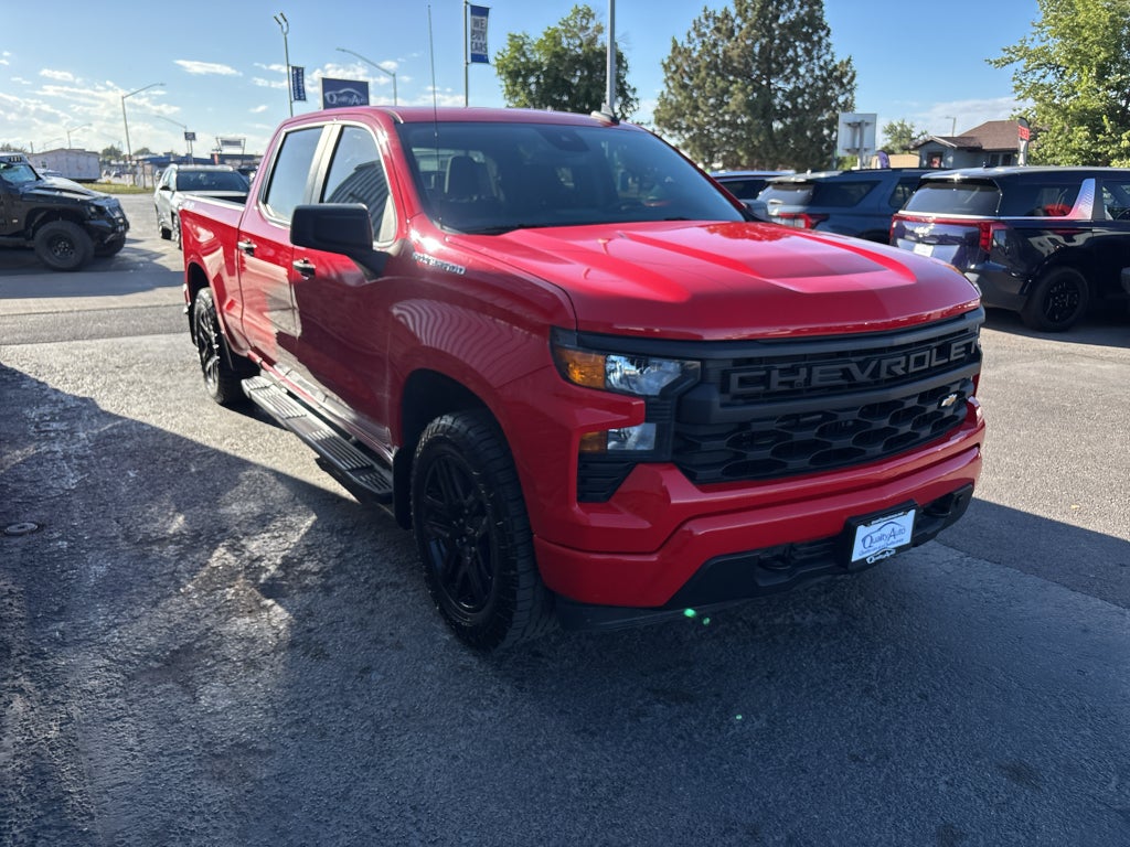 2024 Chevrolet Silverado Custom