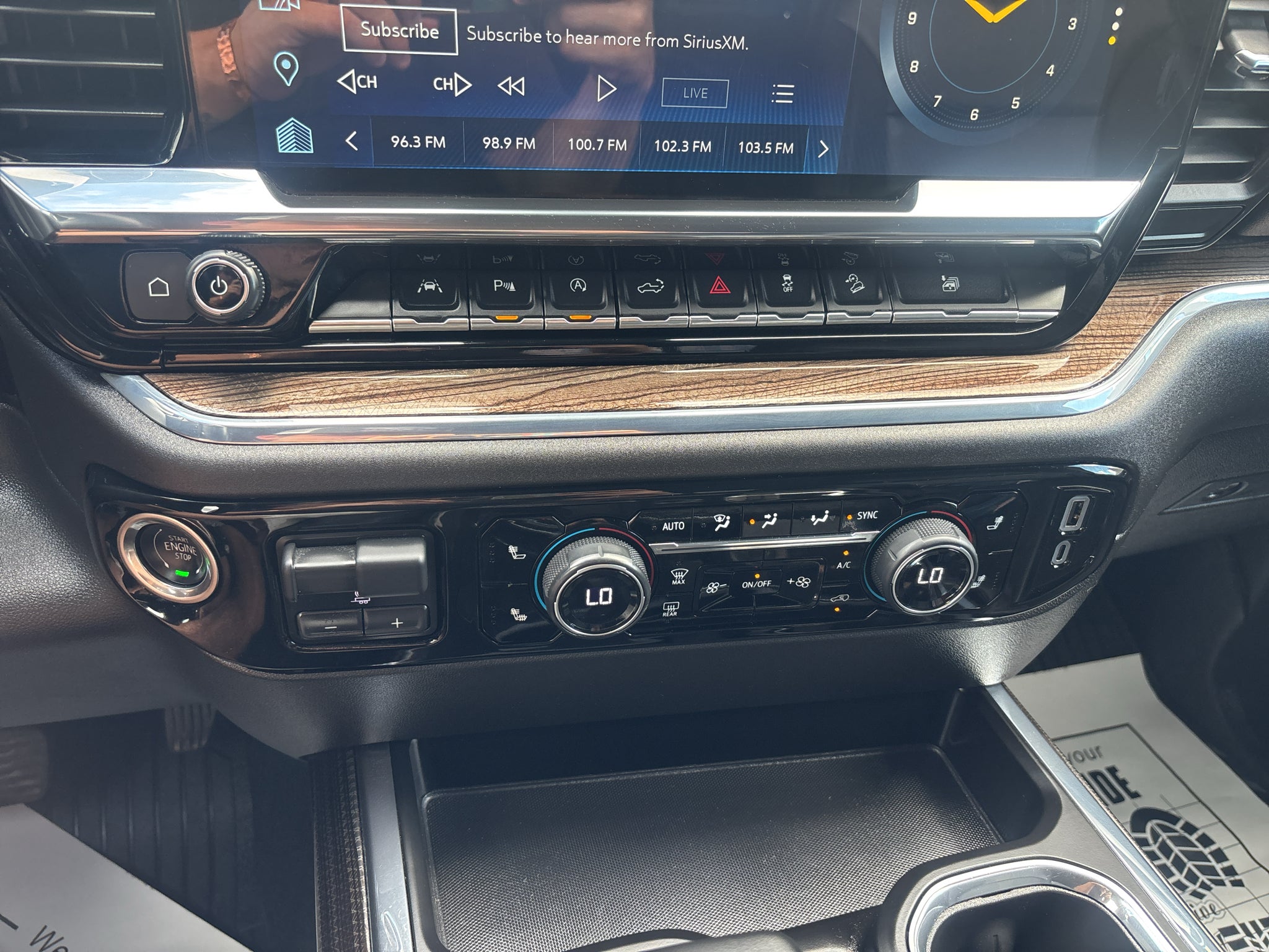 2024 Chevrolet Silverado RST