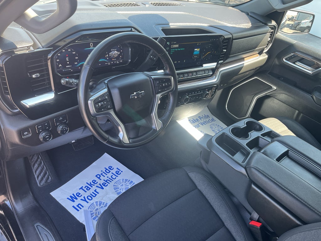 2023 Chevrolet Silverado RST
