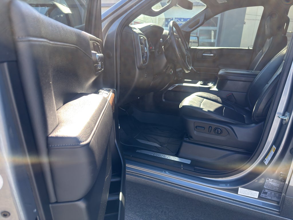 2022 Chevrolet Silverado High Country