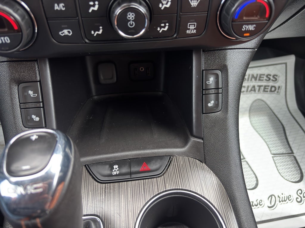 2017 GMC Acadia All Terrain 2