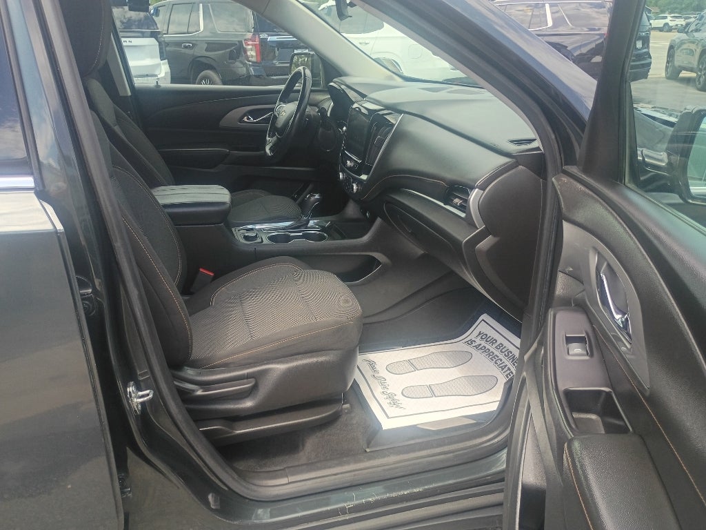 2018 Chevrolet Traverse LT Cloth