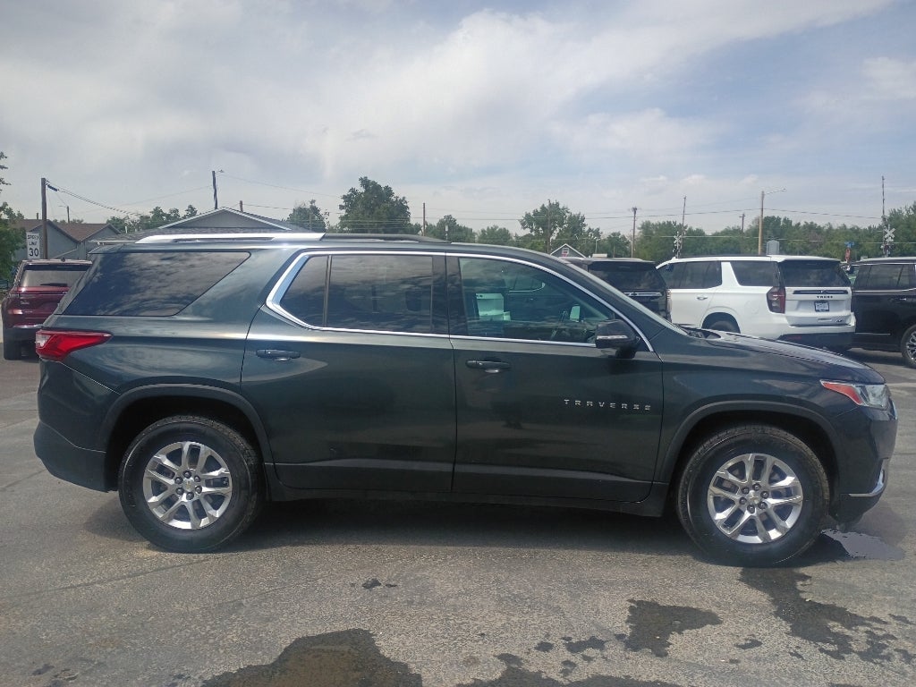 2018 Chevrolet Traverse LT Cloth