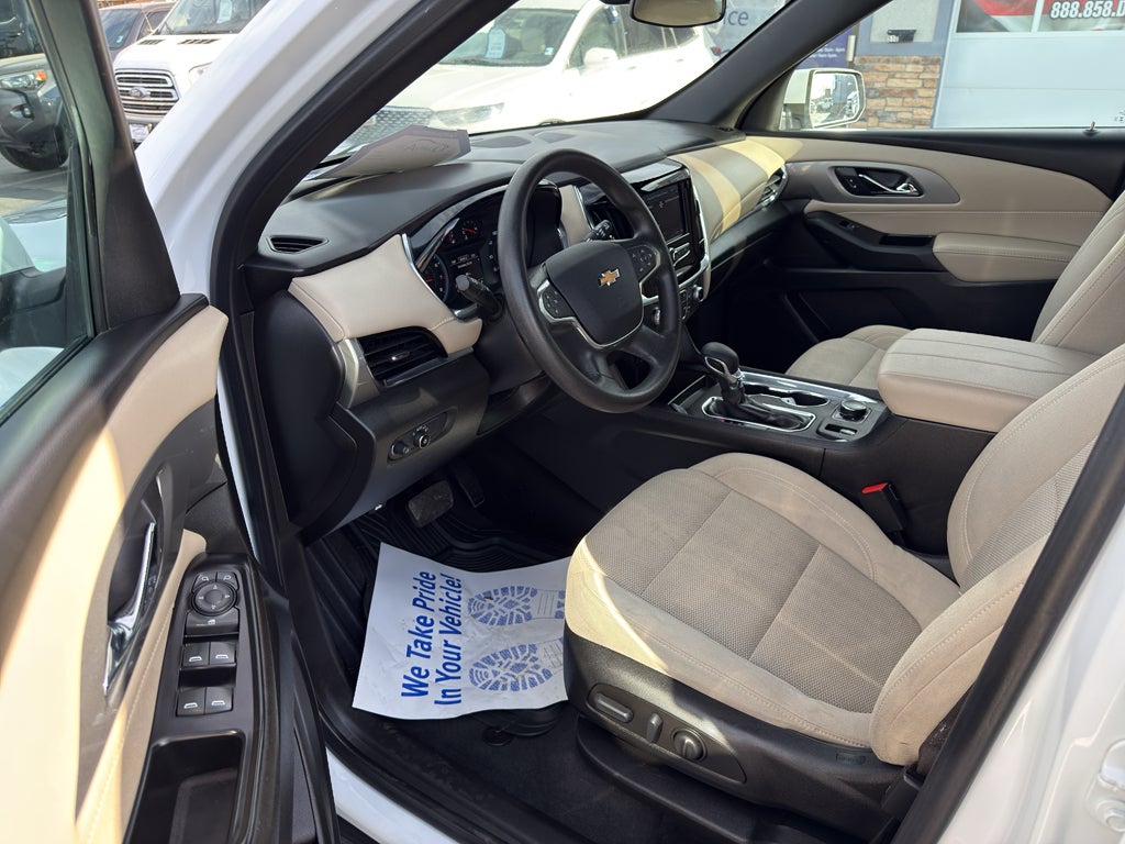 2023 Chevrolet Traverse LS FL