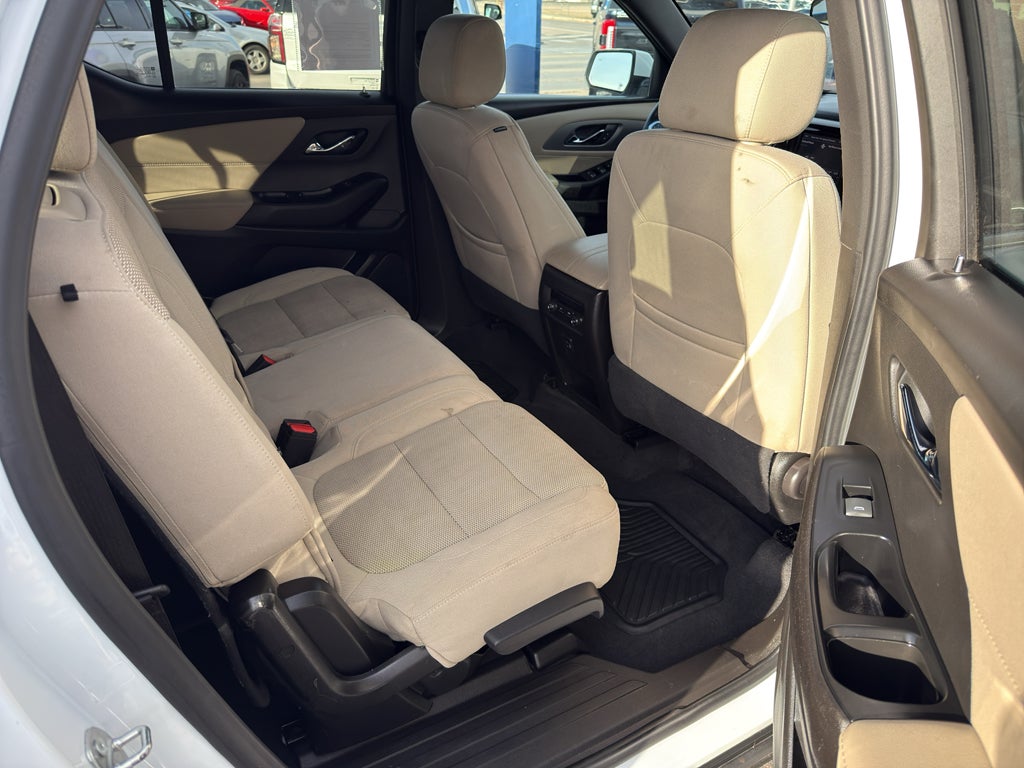 2023 Chevrolet Traverse LS FL