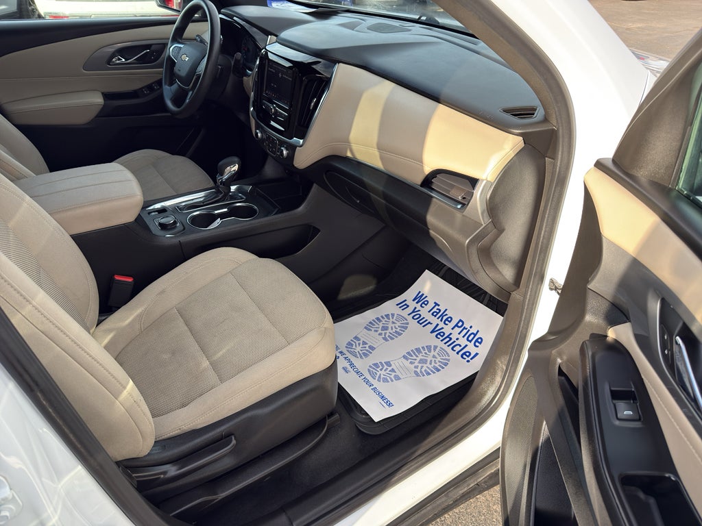 2023 Chevrolet Traverse LS FL