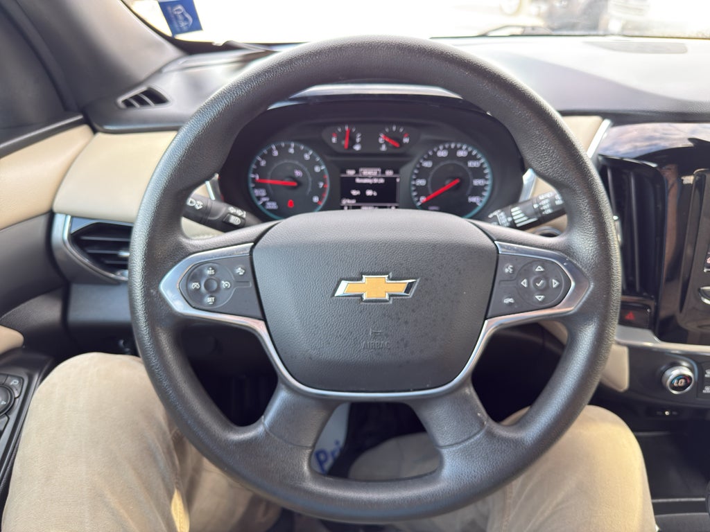 2023 Chevrolet Traverse LS FL