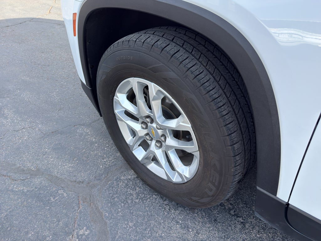 2023 Chevrolet Traverse LS FL