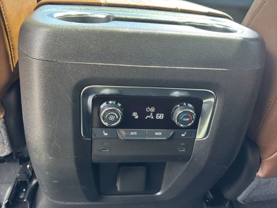 2025 Chevrolet Suburban High Country