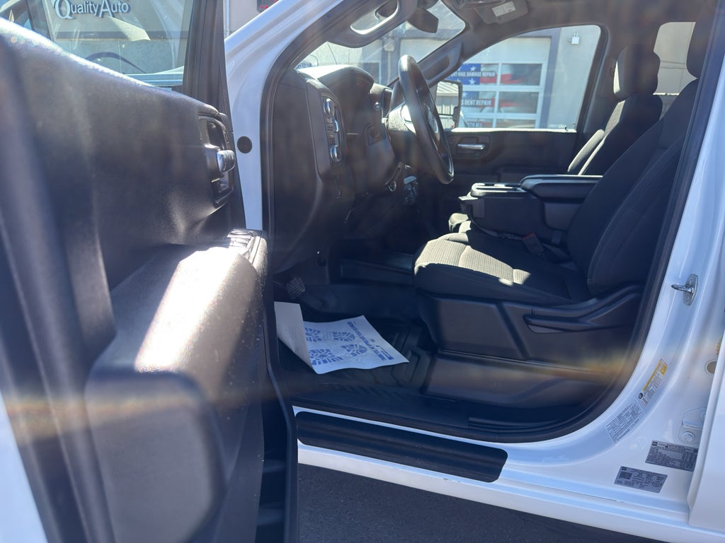 2024 GMC Sierra Pro