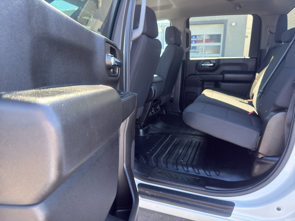2024 GMC Sierra Pro