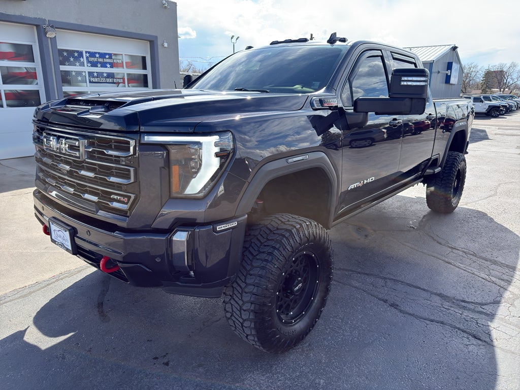 2024 GMC Sierra AT4