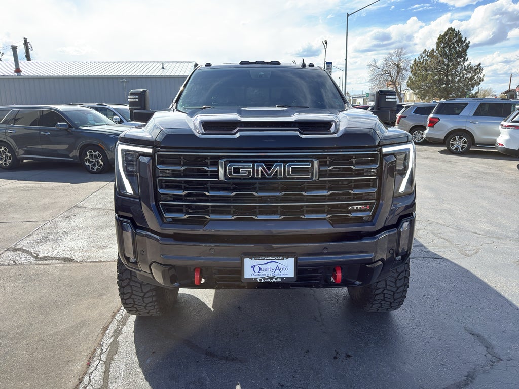 2024 GMC Sierra AT4