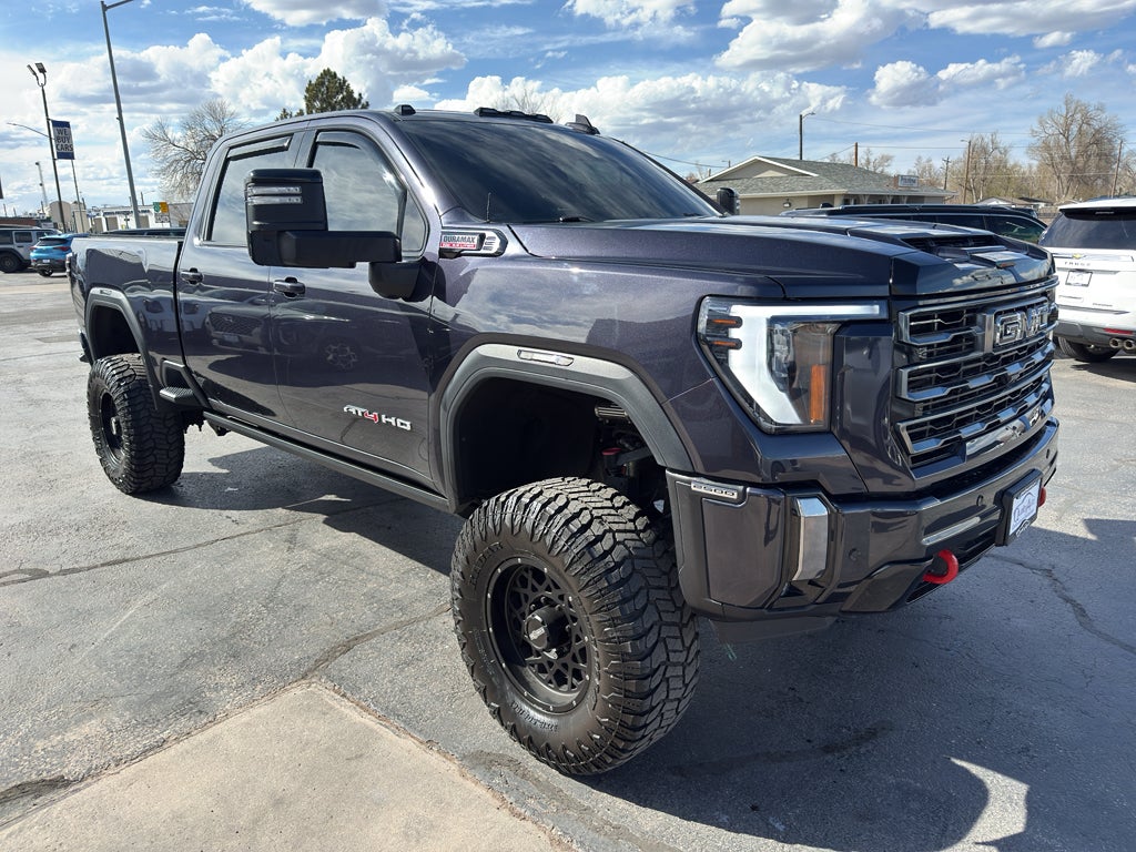 2024 GMC Sierra AT4