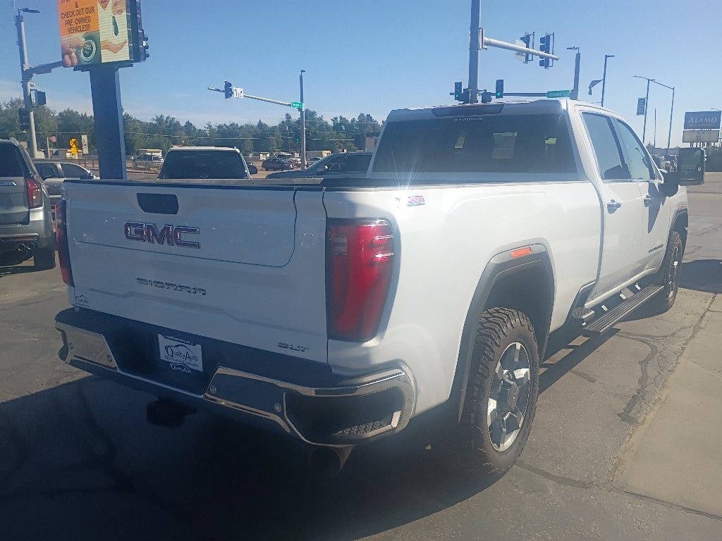 2025 GMC Sierra SLT
