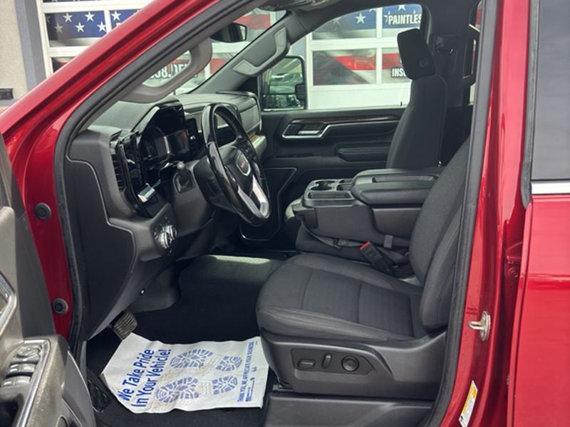 2024 GMC Sierra SLE