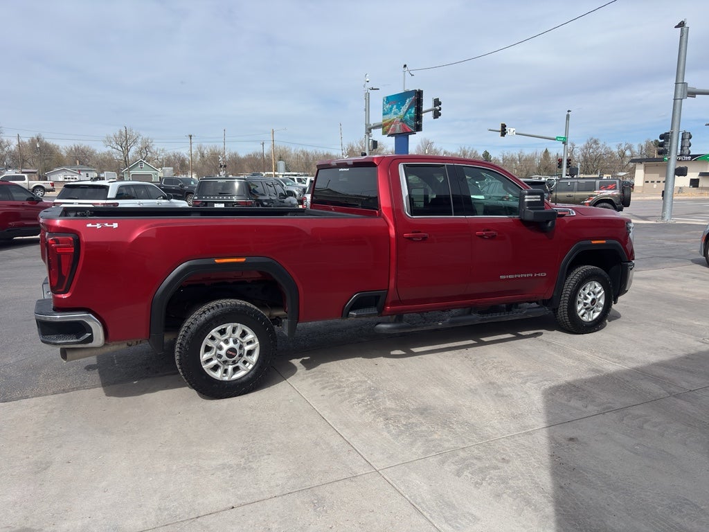 2024 GMC Sierra SLE