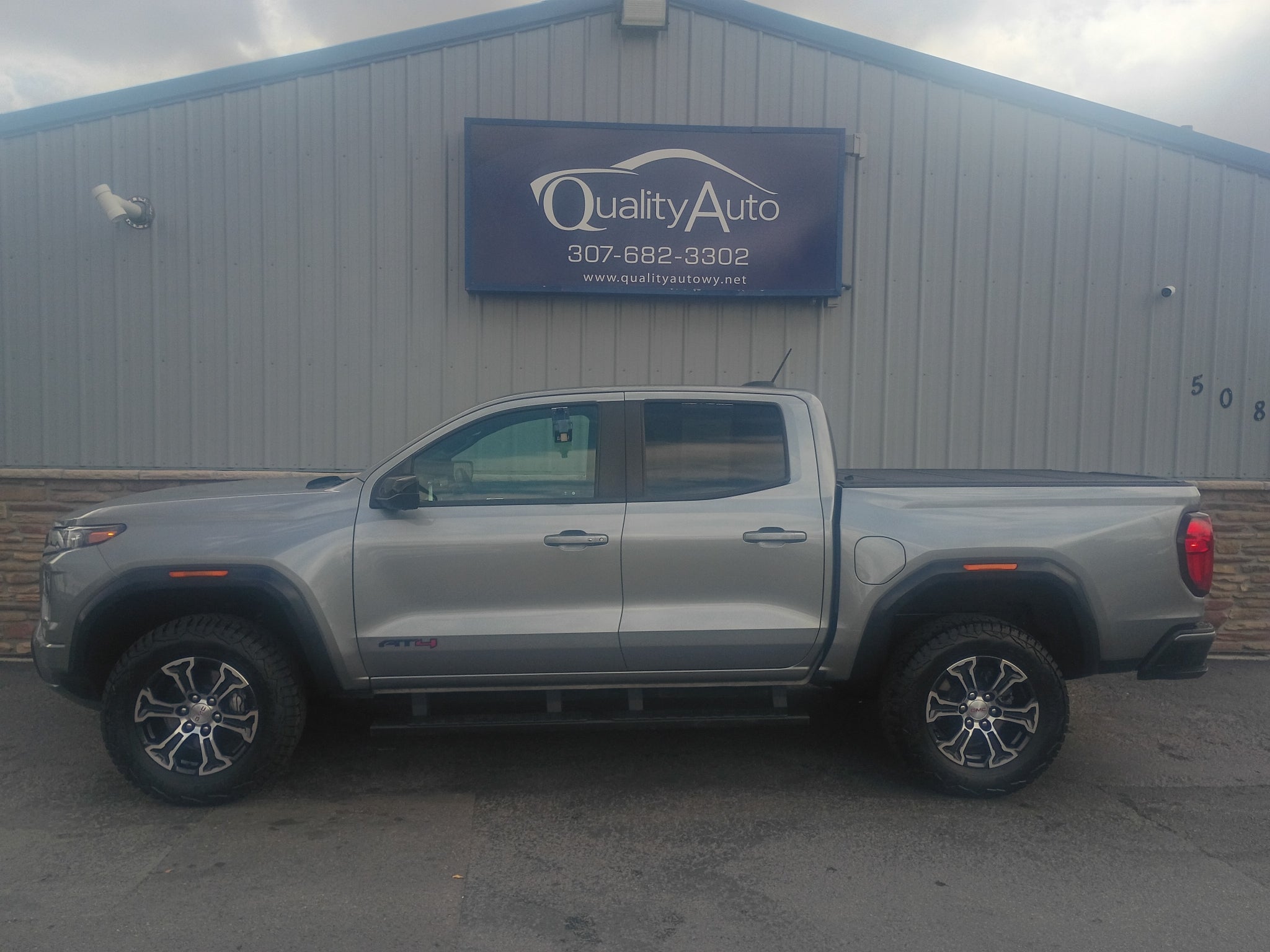 2023 GMC Canyon AT4