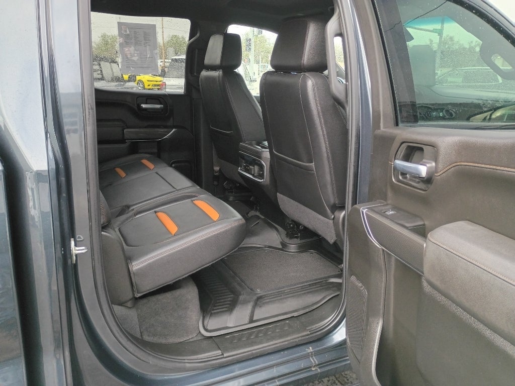2022 GMC Sierra Limited AT4