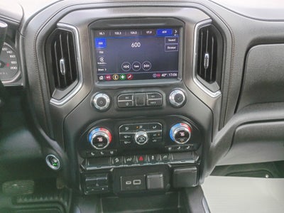2022 GMC Sierra Limited AT4