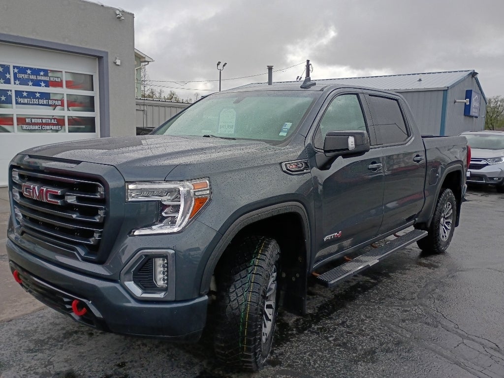 2022 GMC Sierra Limited AT4