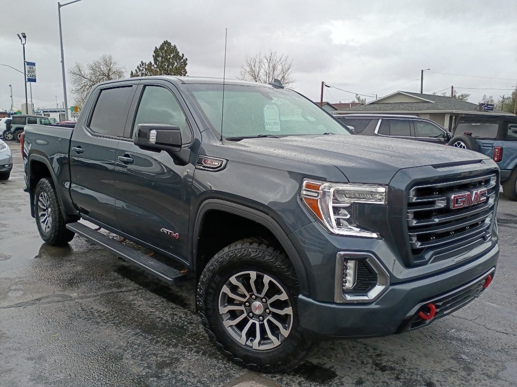 2022 GMC Sierra Limited AT4