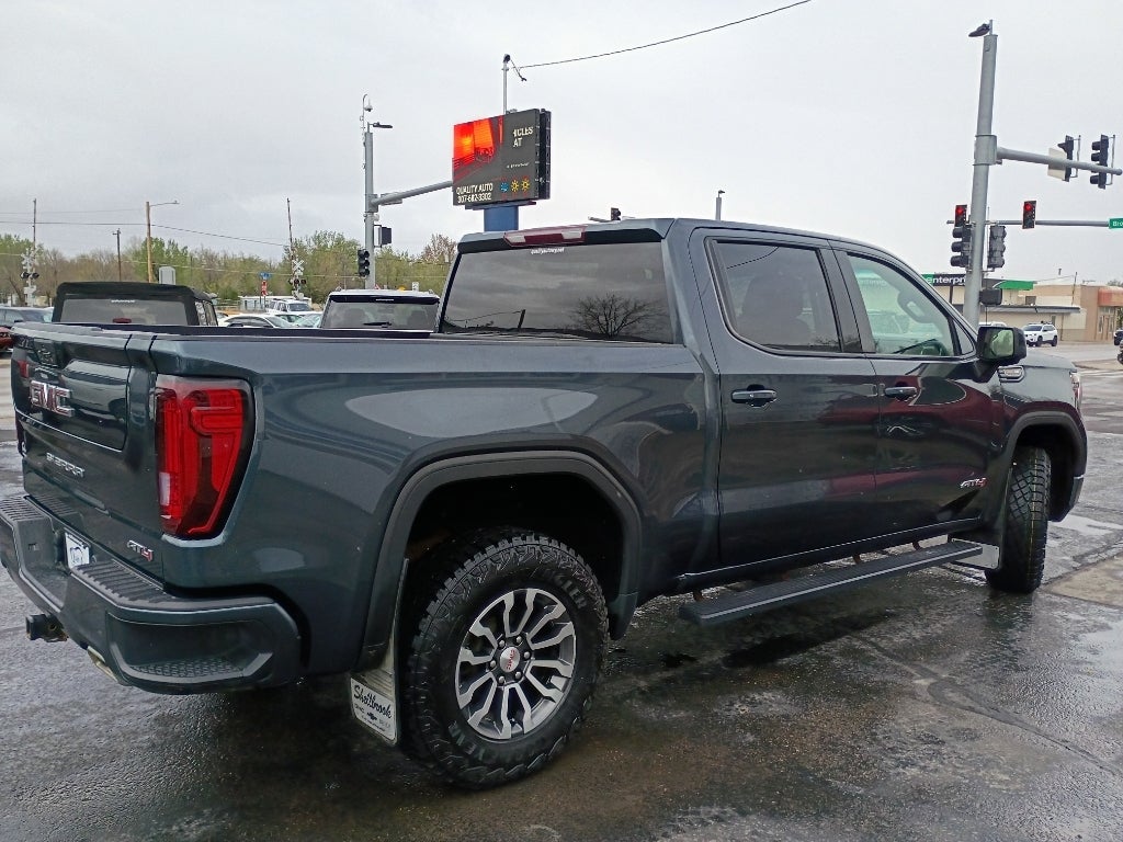 2022 GMC Sierra Limited AT4