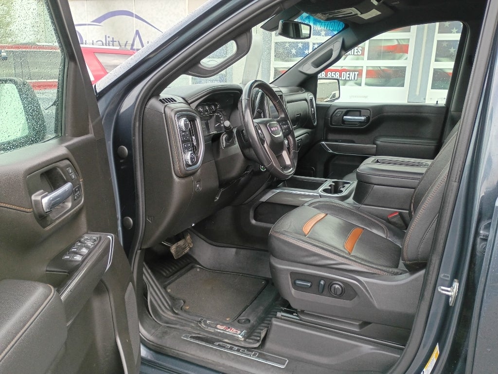 2022 GMC Sierra Limited AT4