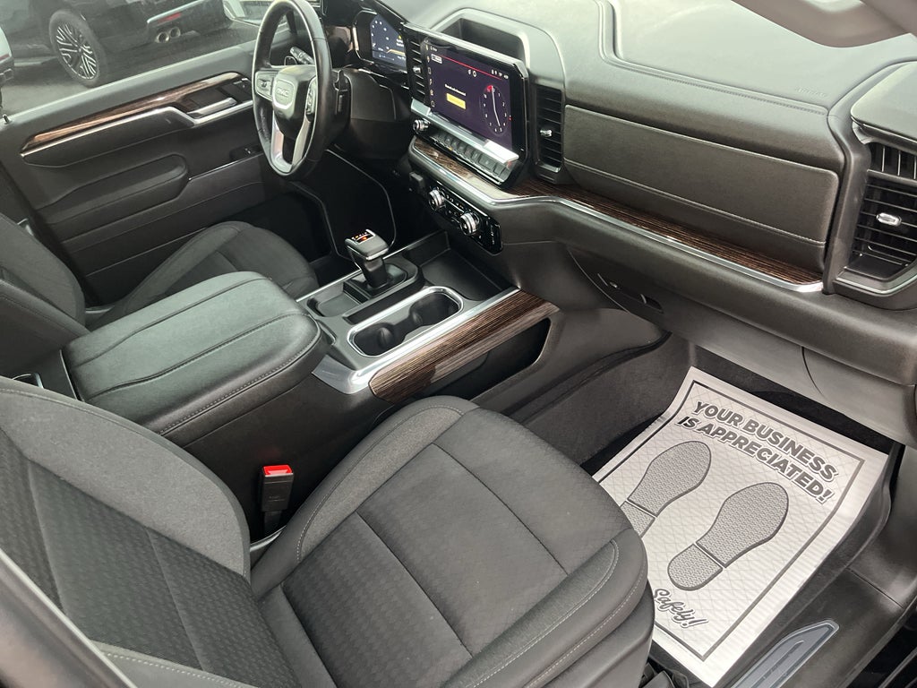 2023 GMC Sierra Elevation