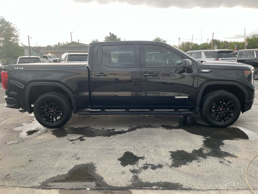 2023 GMC Sierra Elevation