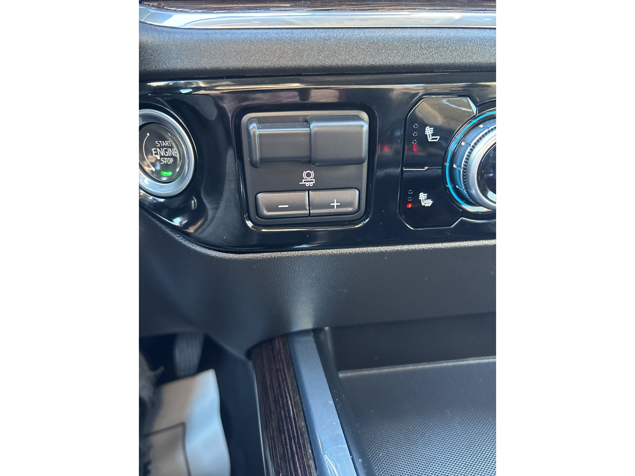 2024 GMC Sierra Elevation