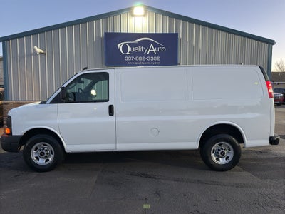 2023 GMC Savana Base