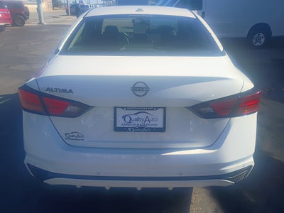 2025 Nissan Altima SV