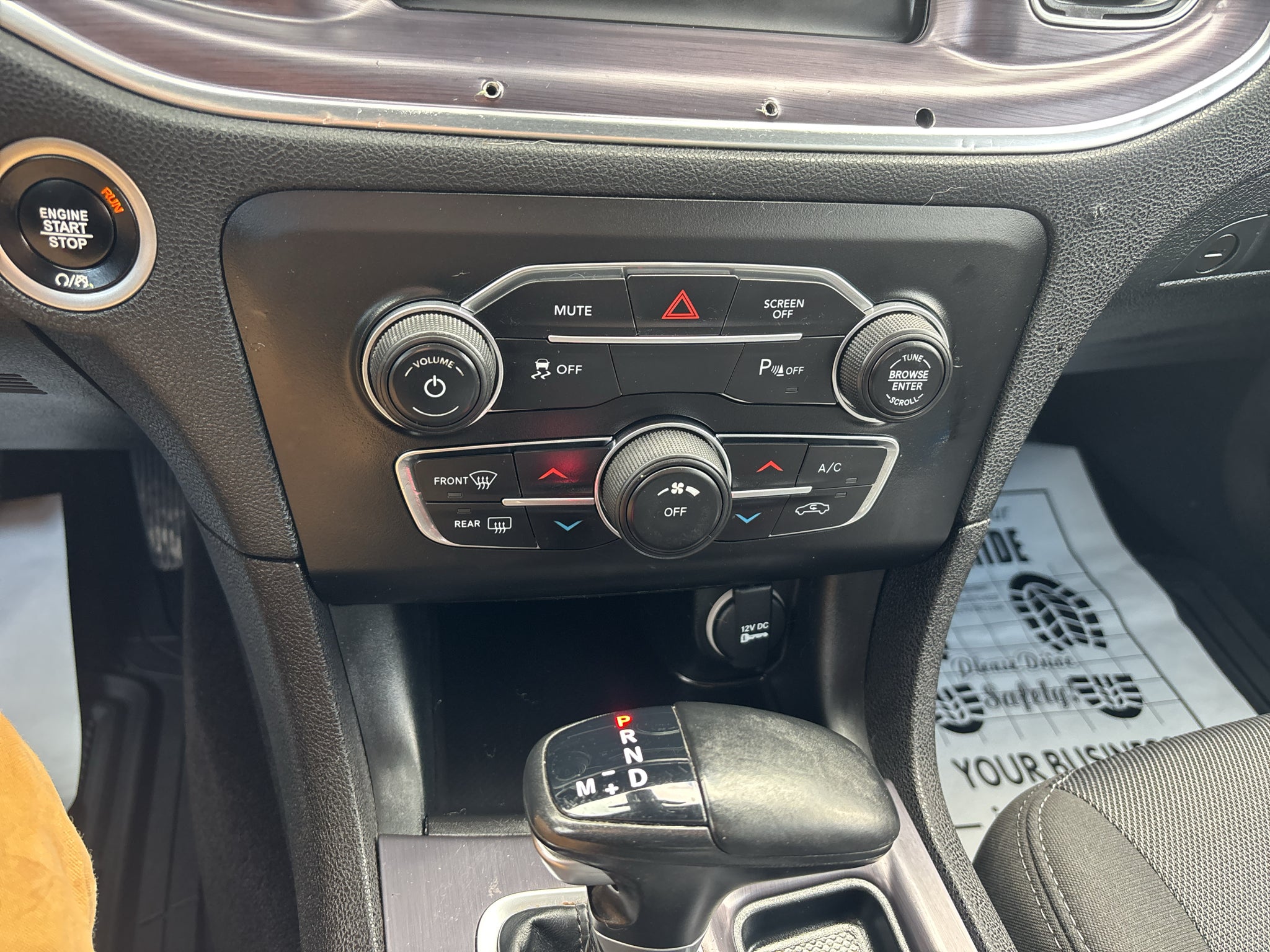 2018 Dodge Charger SXT