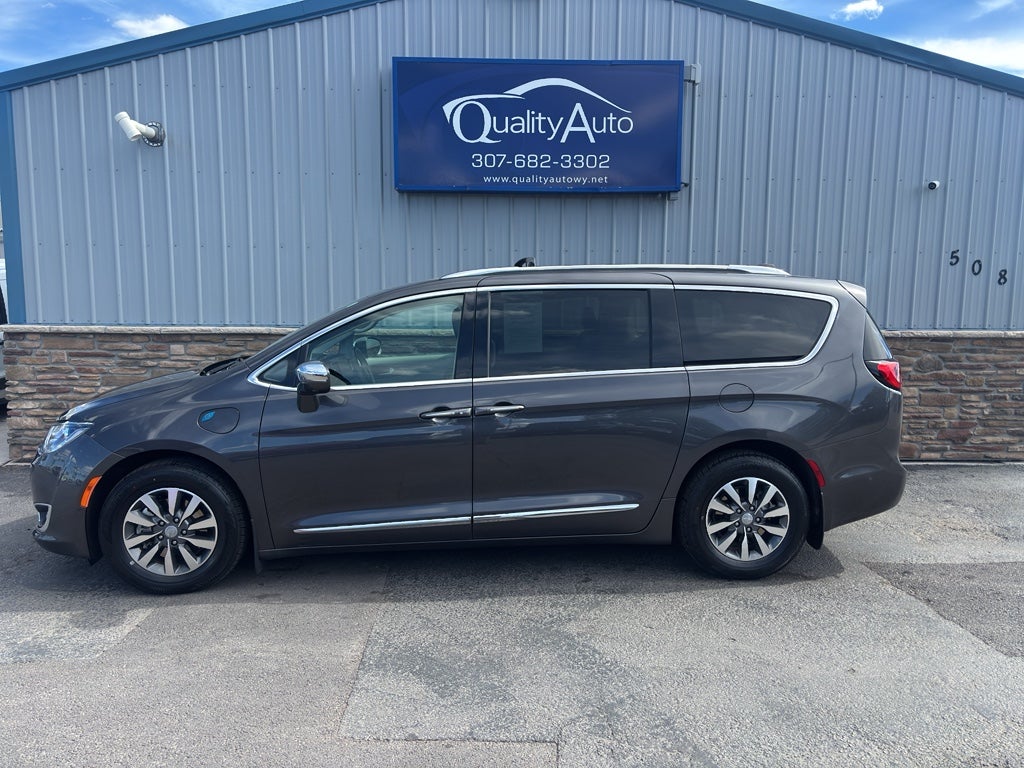 2020 Chrysler Pacifica Hybrid Limited