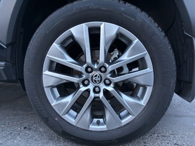 2023 Toyota RAV4 XLE Premium