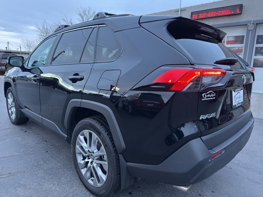 2023 Toyota RAV4 XLE Premium