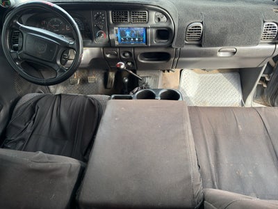 2002 Dodge Ram Pickup Base