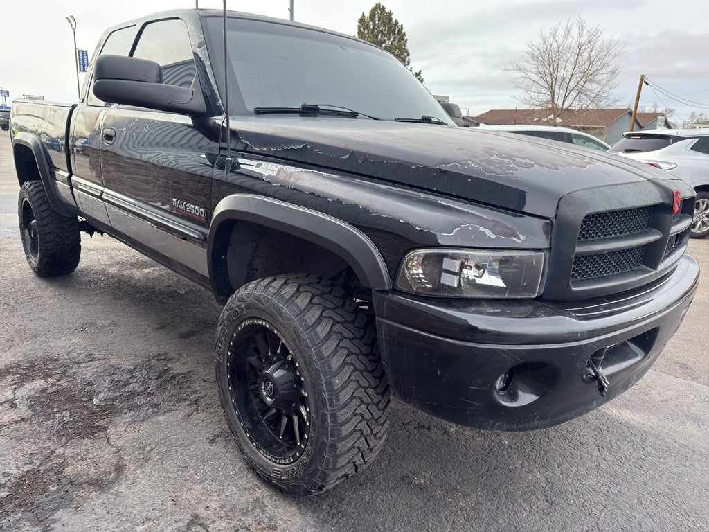 2002 Dodge Ram Pickup Base